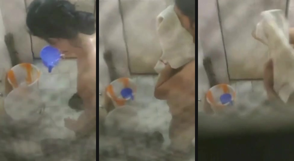 Beautiful desi girl bathing hidden spy porn | Beautiful desi girl bathing hidden spy porn. Dont tell us that you have not dreamed of seeing a girl nude in her bath.