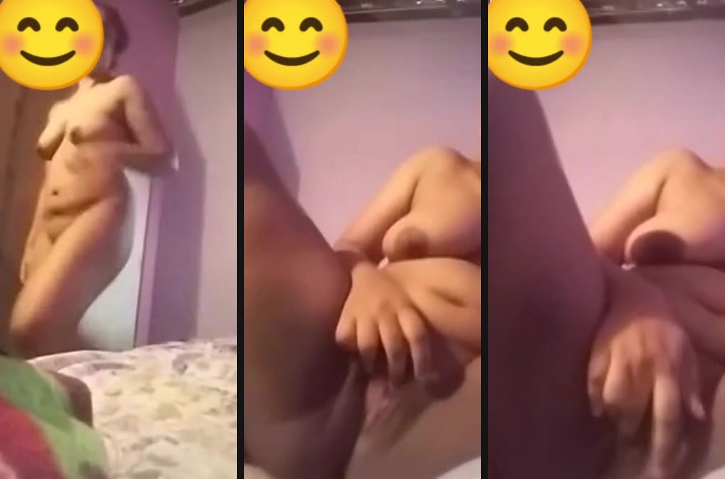 Lankan girl showing nude on video call | Video call of Lankan girl showing nude is in here. With her hands crushing her sexy boobs and fingers rubbing her chut; she starts the show. - Watch Online Free