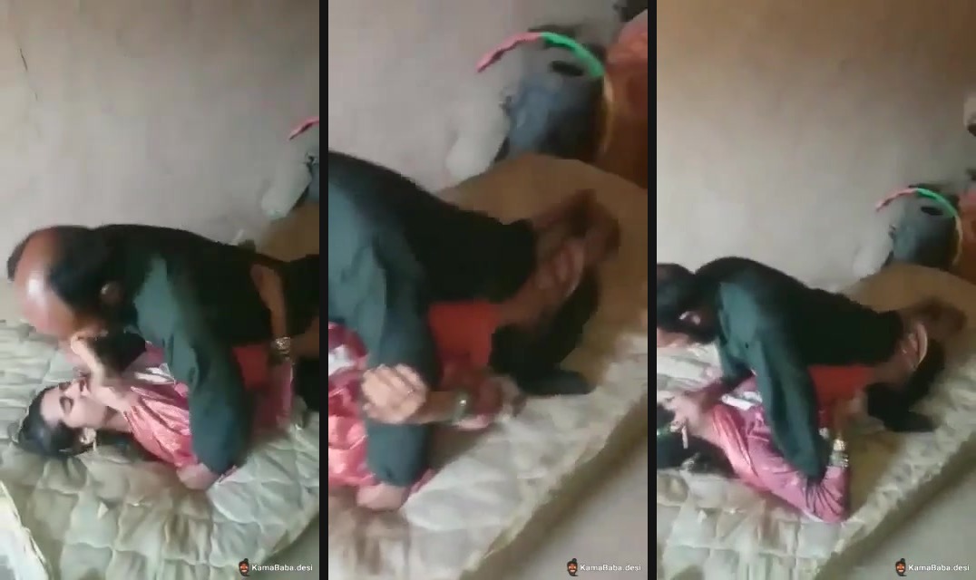 Maulana takes advantage of a young girl in Bangladeshi porn