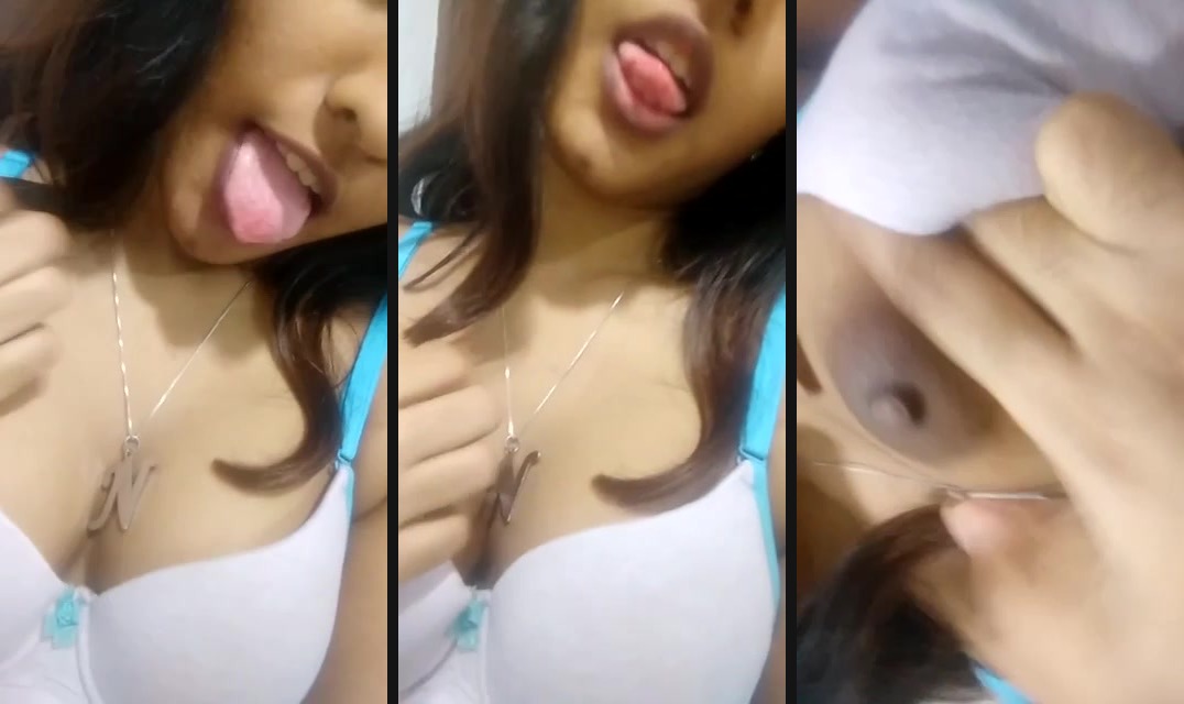 Pure Tamil girl nude nipple show MMS | Sexy footage of Pure Tamil girl nude nipple show is today’s special. This selfie MMS featured a cute-looking girl from Tamil Nadu exposing her lovely firm boobs.
