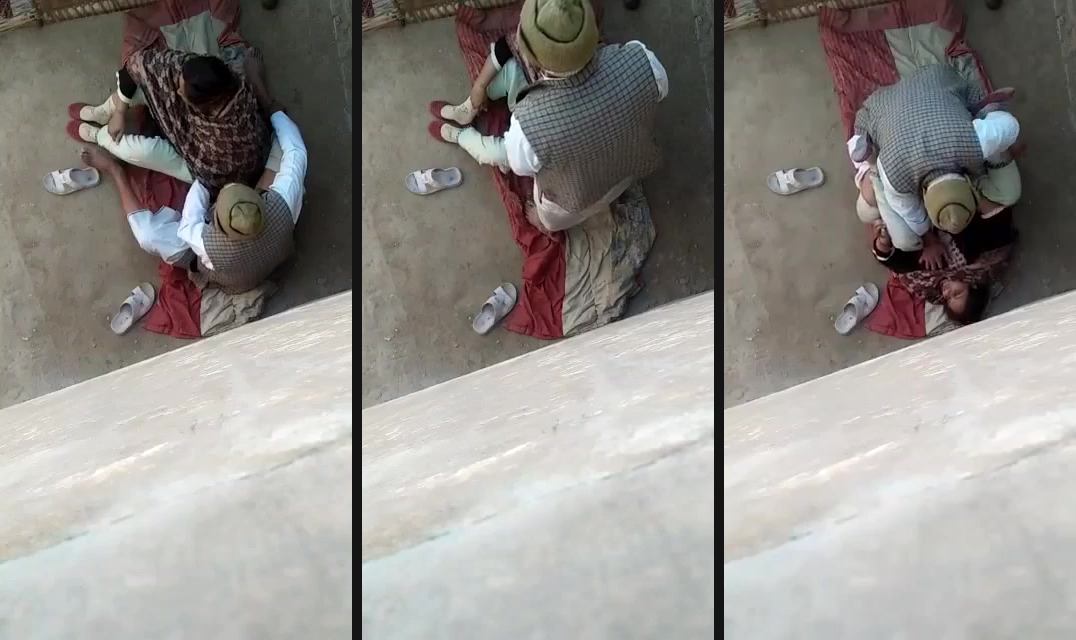Sasur bahu xxx spy clip leaked from Rajasthan | Watch Sasur bahu xxx spy clip leaked from Rajasthan in here. A sexy chudai video in which this neighbor guy managed to film his neighbor uncle having sex with his chubby Bahu. - Free Watch Online