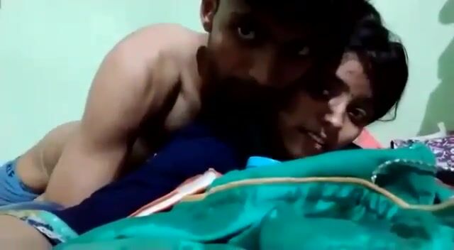 Adorable desi girl fucked in passionate way with hindi audio - Free Online