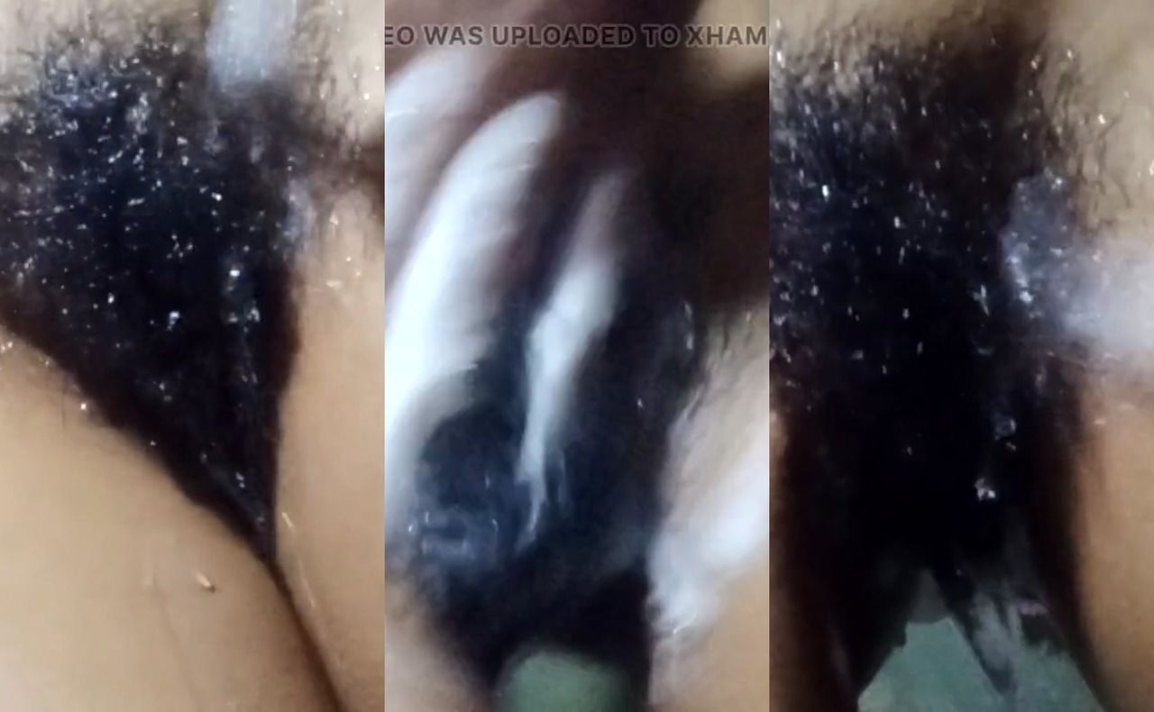 Indian Girl Bathing hot video - Free Watch Online