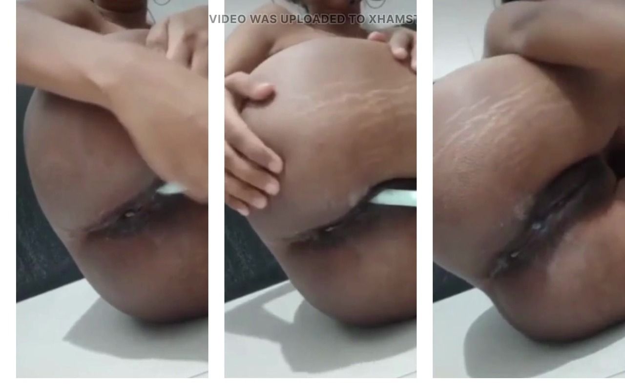 Masturbating in front of the camera - Sex Video